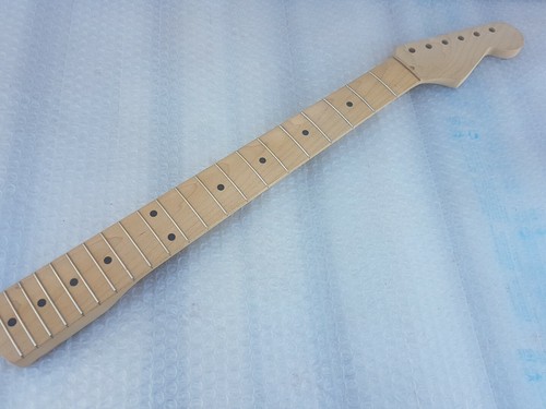 Fender stratocaster maple - fender,