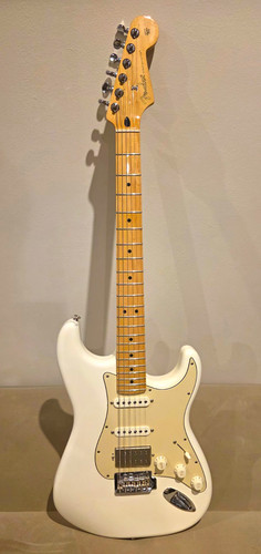 Fender stratocaster white 2021 - stratocaster,