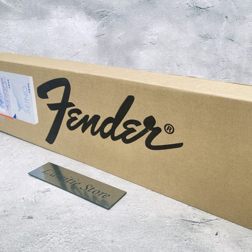 Fender satin roasted maple - roasted,