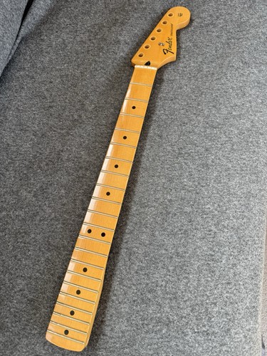 Fender stratocaster mexican - fender,