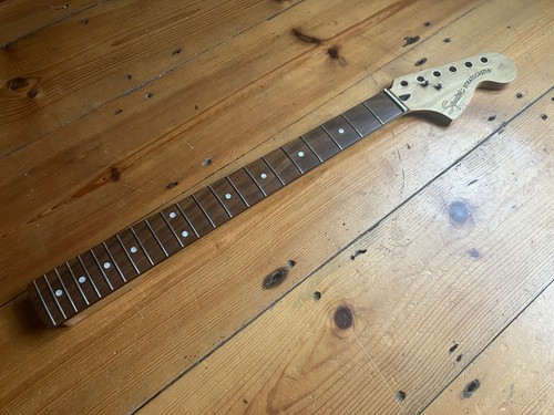 Fender squier stratocaster - squier,