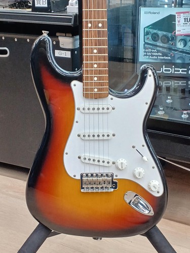 Fender japan stratocaster - japan],