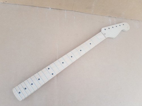 Fender stratocaster maple - 90's,