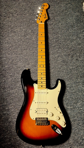 Fender standard stratocaster - fender,