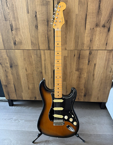 Fender stratocaster sunburst - fender,