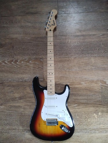 Squier fender stratocaster - squier,